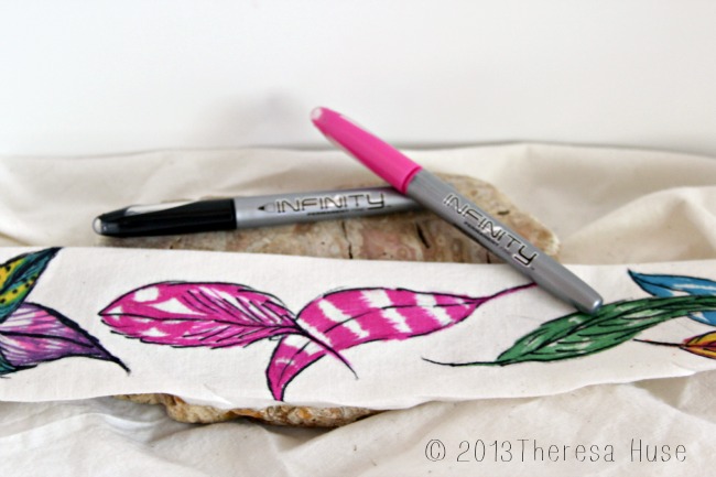 https://www.dearcreatives.com/wp-content/uploads/2013/07/Hand-drawn-feathers-on-muslin-feathers-permanent-pens-on-muslin-Infinity-PensTheresa-Huse-2013-2277.jpg