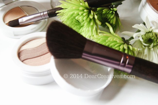 Sheer Coverage concealer and blush with brushes__