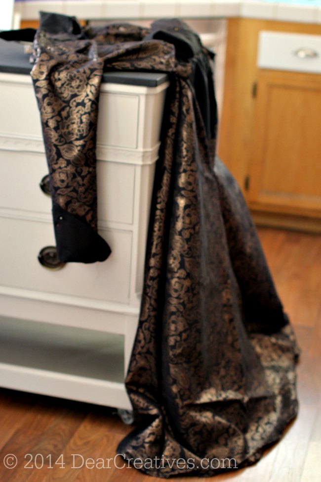 Evil Queen Costume - We share how to make this evil queen costume, and the pattern used. 