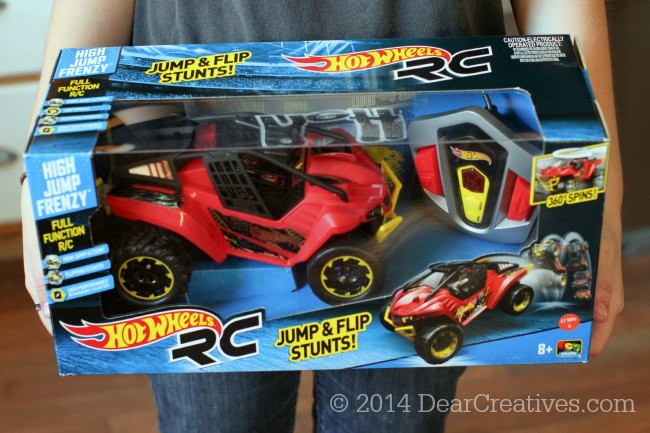 https://www.dearcreatives.com/wp-content/uploads/2014/12/Hot-Wheels-RC-High-Jump-Frenzy_RC-Toy-in-Package_Toy-State-Toys_%C2%A9-2014-DearCreatives.com_.jpg