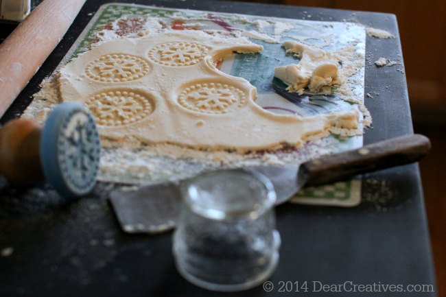 Making Cookies_© 2014 Theresa Huse