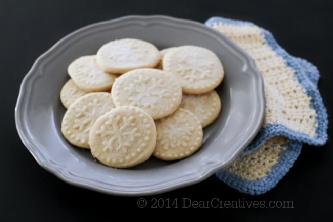 Snowflake shortbread