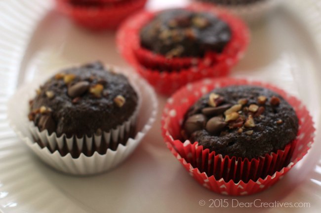 Cupcakes on a plate close up 