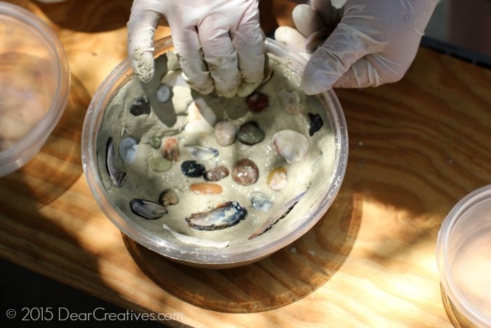 Concrete Trends: Easy Elegant Home Decor DIY|Placing sea shells in wet cement bowls
