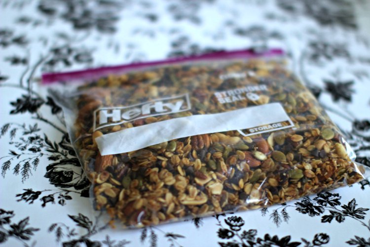 easy-storage-ideas-trail-mix-dearcreatives-com