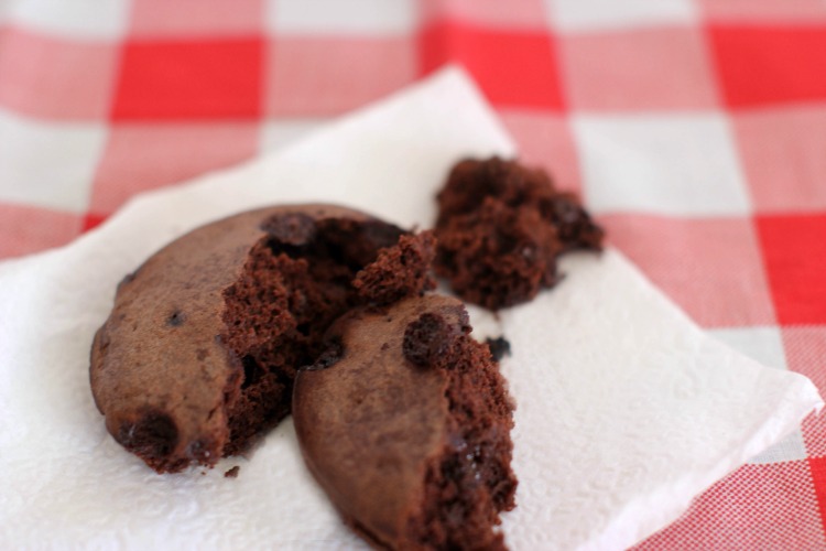 healhty snacks Deep Chocolate Vitatops muffin top toasted close up of all the gooey goodness inside DearCreatives.com
