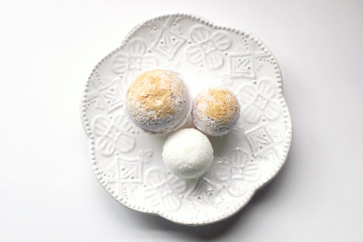 Beauty DIY Recipes How to make bath bombs© 2017 Theresa Huse you'll love these bath bombs recipes easy to make and use.
