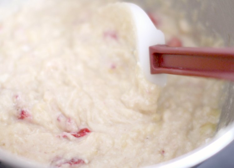 Strawberry Bread Recipe DearCreatives.com This is a quick and easy strawberry bread recipe. Mixing up the strawberry bread recipe.