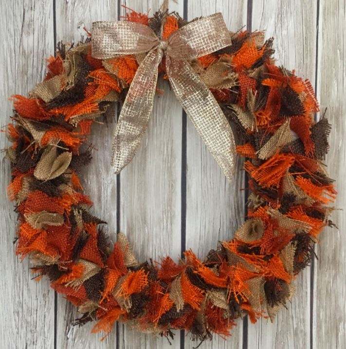 https://www.dearcreatives.com/wp-content/uploads/2017/08/Craft-Kit-Fall-Burlap-Wreath-.jpg