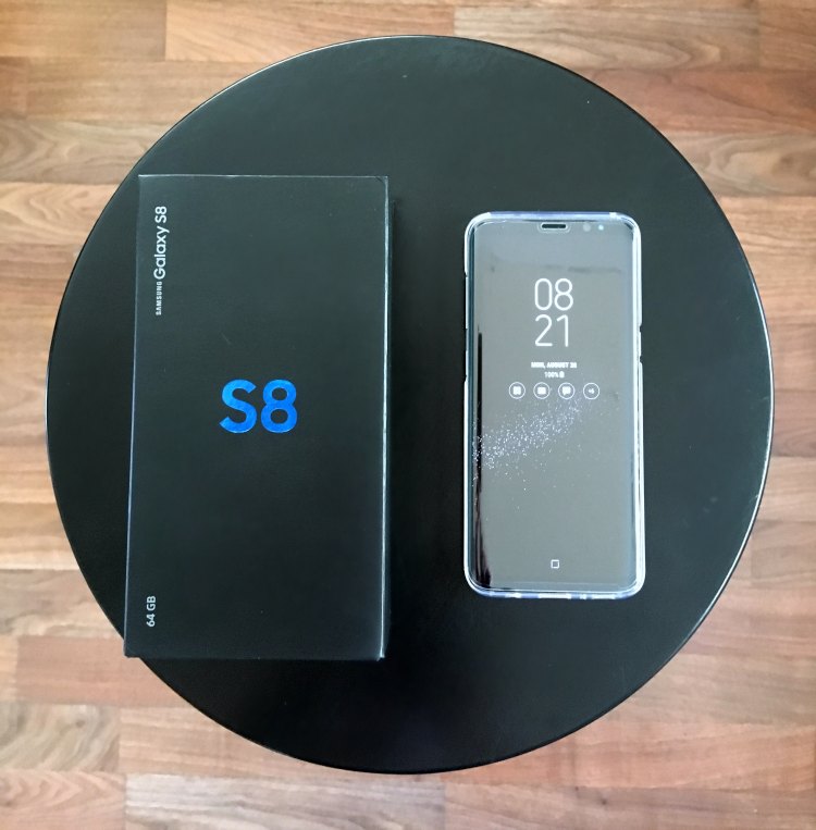 Samsung Galaxy S8 64 GB box and cell phone #samsungunlocked