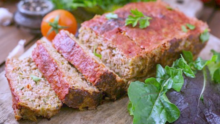 meatloaf with red bell pepper, spinach, feta cheese. You'll love this flavorful, and easy recipe at DearCreatives.com