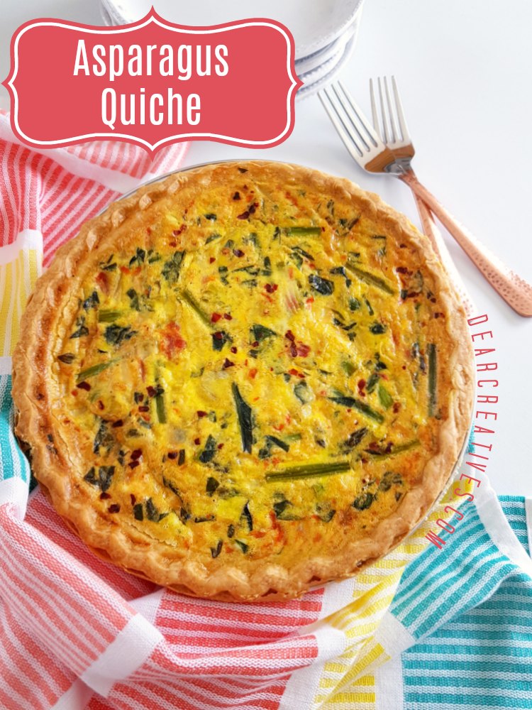 Asparagus Quiche with Fontina Cheese, this is an easy quiche recipe anyone can make and is easily adapted. DearCreatives.com #quiche #asparagusquiche