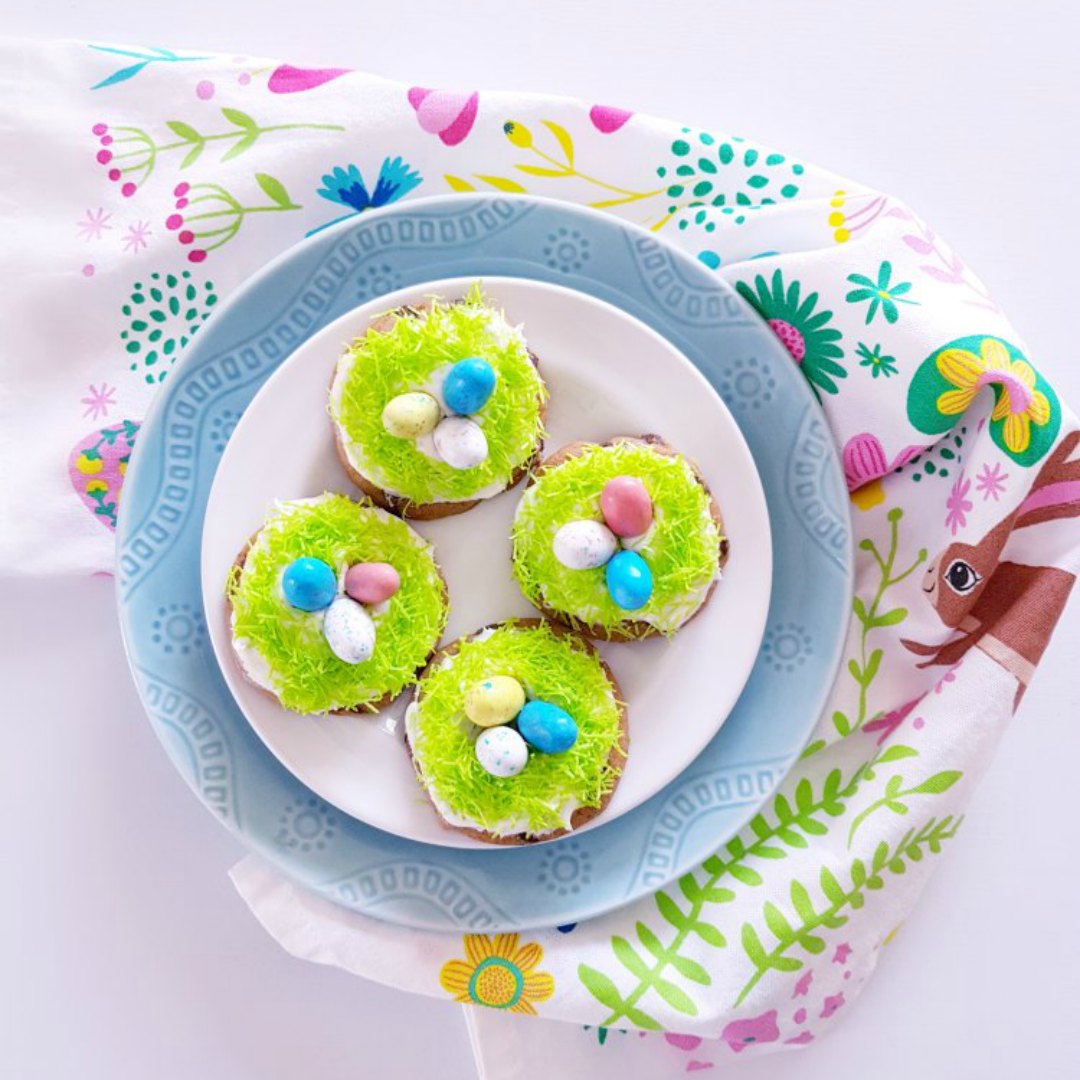  robin's nest cookies - this is an easy way to decorate cookies to look like robins nests. 