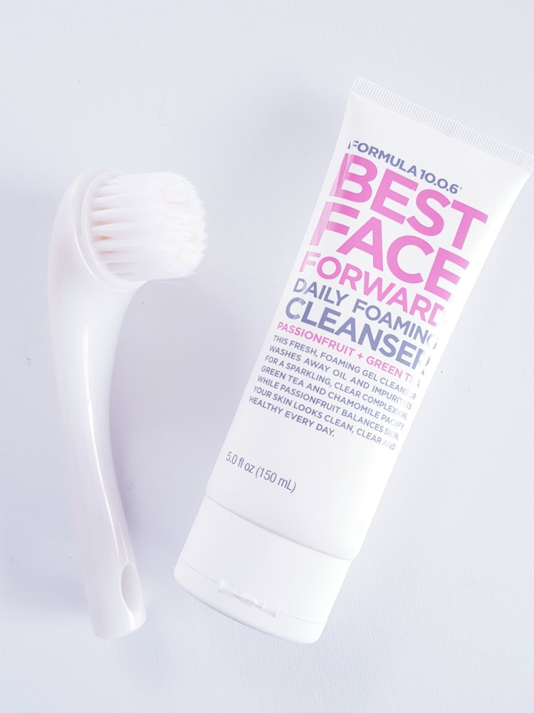 Best Face Forward daily foaming cleanser, and a face brush. DearCreatives.com