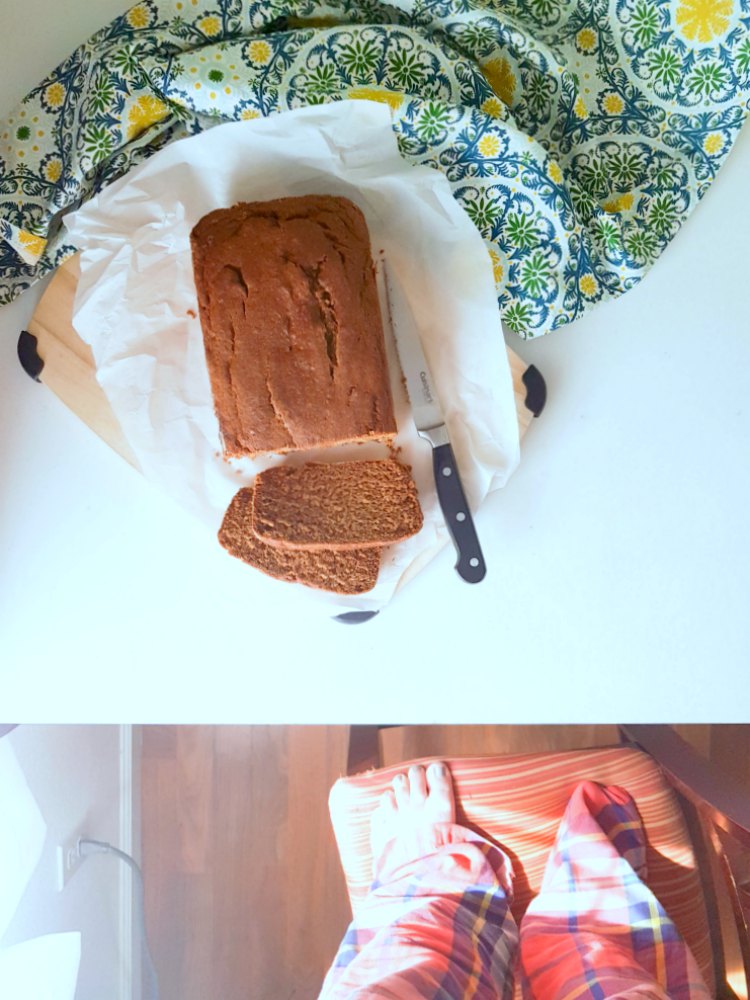 over head shot of pumpkin bread © 2018 DearCreatives.com