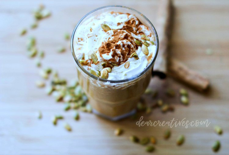 pumpkin spice frappaccino - you will love this pumpkin spice latte recipe because it shows how to make it hot, iced or blended . DearCreatives.com #pumpkinspice #blended #lattte #frapaccino #recipe #drinkrecipe 