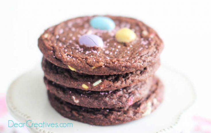 Brownie Cookies chocolate lovers will enjoy these anytime you bake this easy cookie recipe - DearCreatives.com