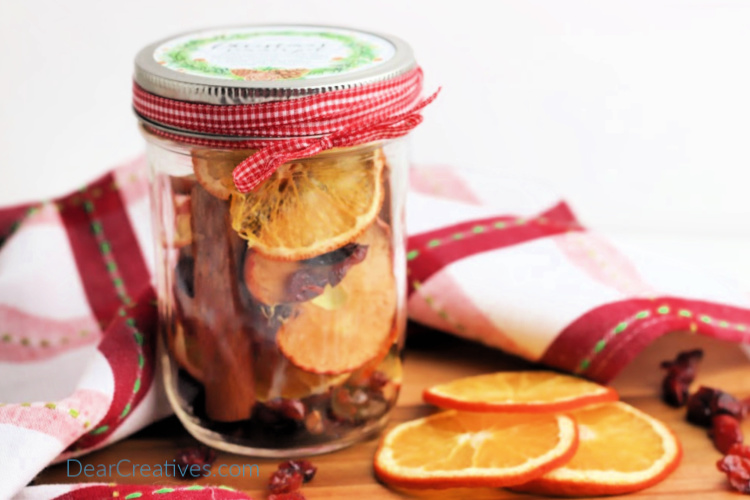 DIY Stove Top Potpourri With Free Printable Label