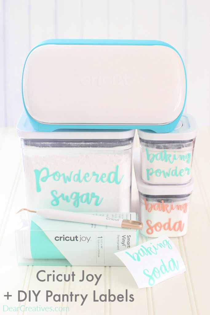 Cricut Joy machine - DIY pantry labels using Cricut Joy smart vinyl - Tips at DearCreatives.com