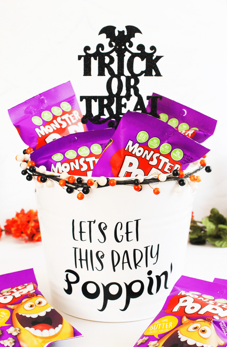 Halloween Party DIY – Halloween Treat Bucket Idea