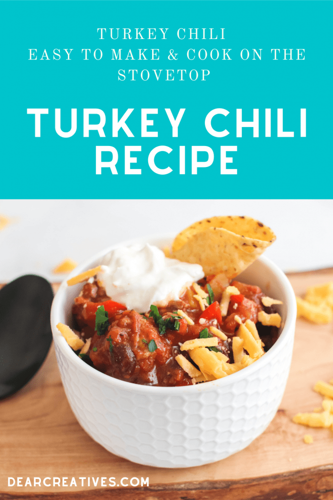 Turkey Chili - Nothing beats homemade chili for dinner. Grab this delicious, healthy and easy Turkey Chili Recipe. Print the recipe at DearCreatives.com