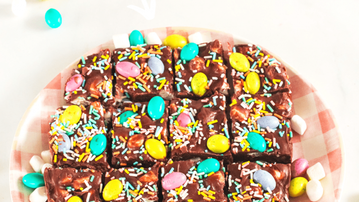 easy Easter chocolate fudge recipe with festive candy toppings