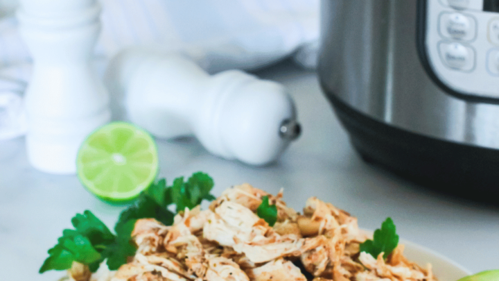 Shredded Chicken cooked in the Instant Pot - Print the recipe at DearCreatives.com ( cooked chicken breast shredded for tacos, burritos, rice bowls with chicken, and...) Print the recipe at DearCreatives.com