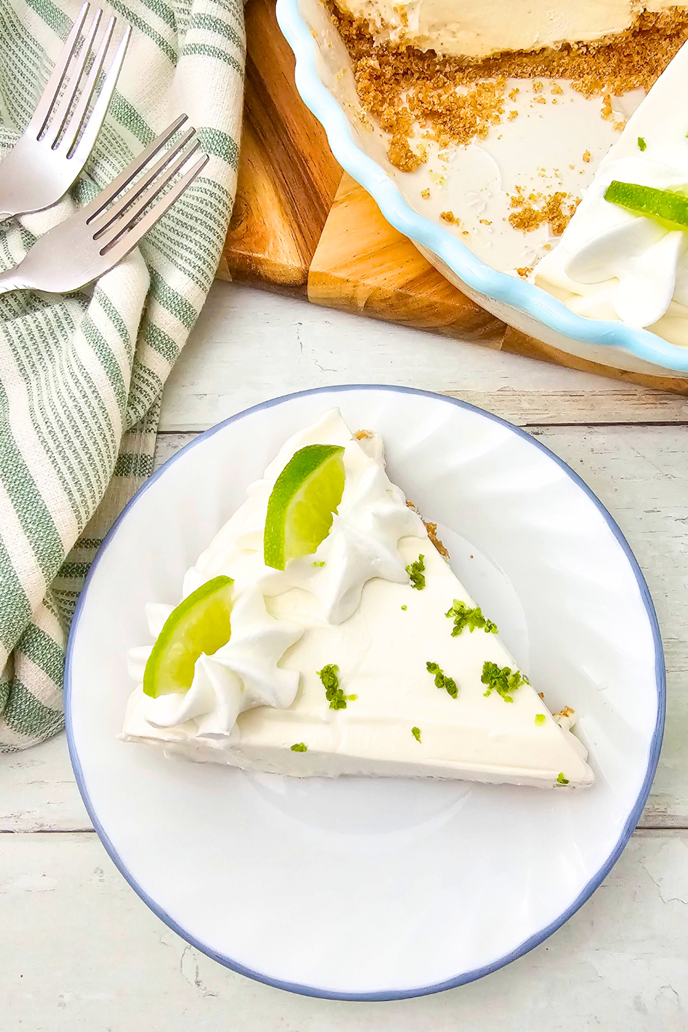Key Lime Pie Recipe (No-bake) Creamy, key lime pie with a graham cracker crust. Easy to make ahead of time, chill several hours and enjoy! DearCreatives.com